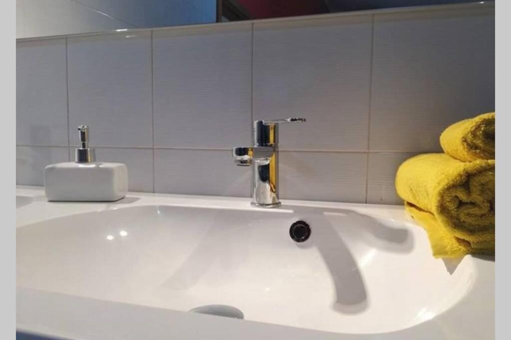 Big Relax Apartment With Swimming Pool And A Peaceful Garden In A Private Villa Sestu المظهر الخارجي الصورة